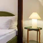 Nest 1 King Bed Near Hb زيورخ