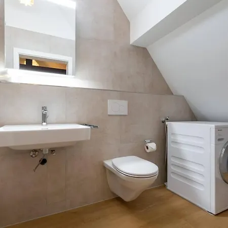 Nest Suite 1 King Bed Near Zuerich Hb Διαμέρισμα Ζυρίχη