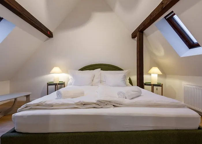 Nest - Cosy For Two Zurique